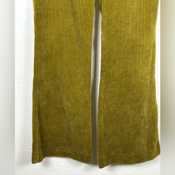 Zara Mustard Corduroy High Waisted Flared Pants- S - Picture 4 of 8